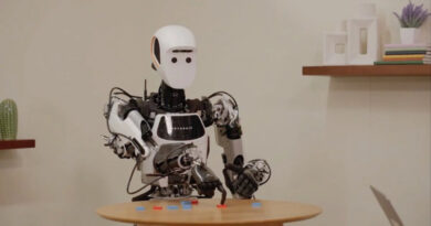 Google launches Gemini Robotics, its commitment to humanoid robotics